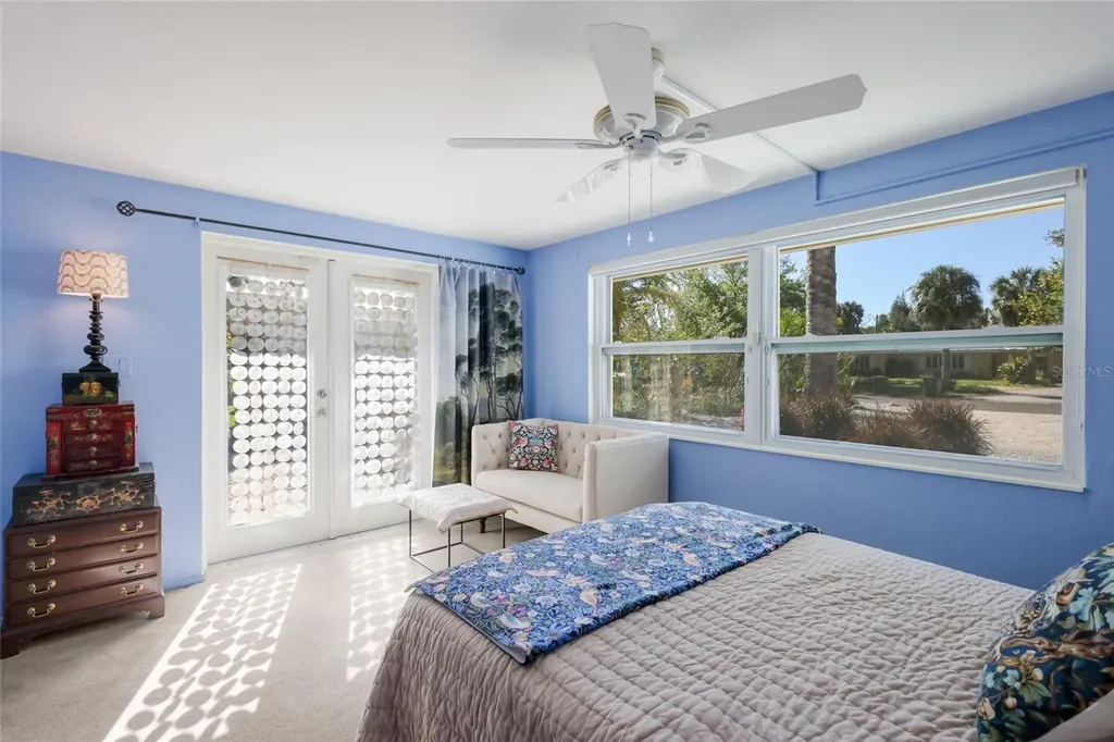 455 S Shore Drive Sarasota FL 34234