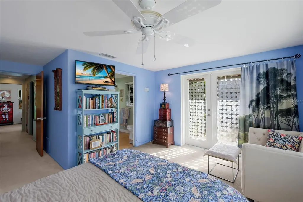 455 S Shore Drive Sarasota FL 34234