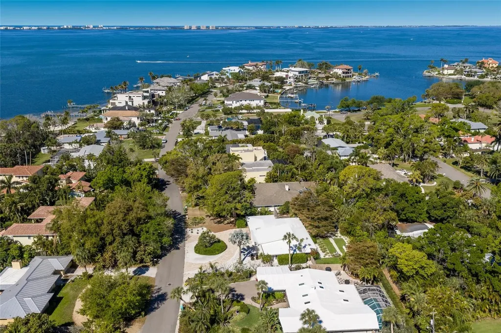 455 S Shore Drive Sarasota FL 34234