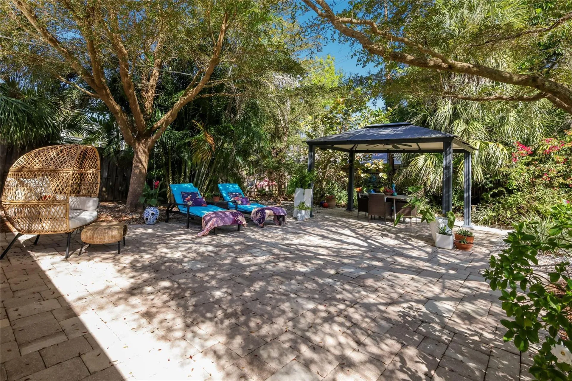455 S Shore Drive Sarasota FL 34234