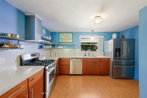 455 S Shore Drive Sarasota FL 34234