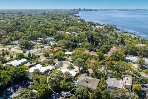 455 S Shore Drive Sarasota FL 34234