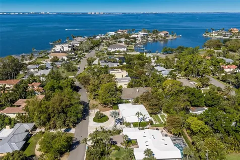 455 S Shore Drive Sarasota FL 34234