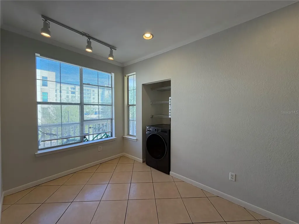 860 N Orange Avenue Orlando FL 32801
