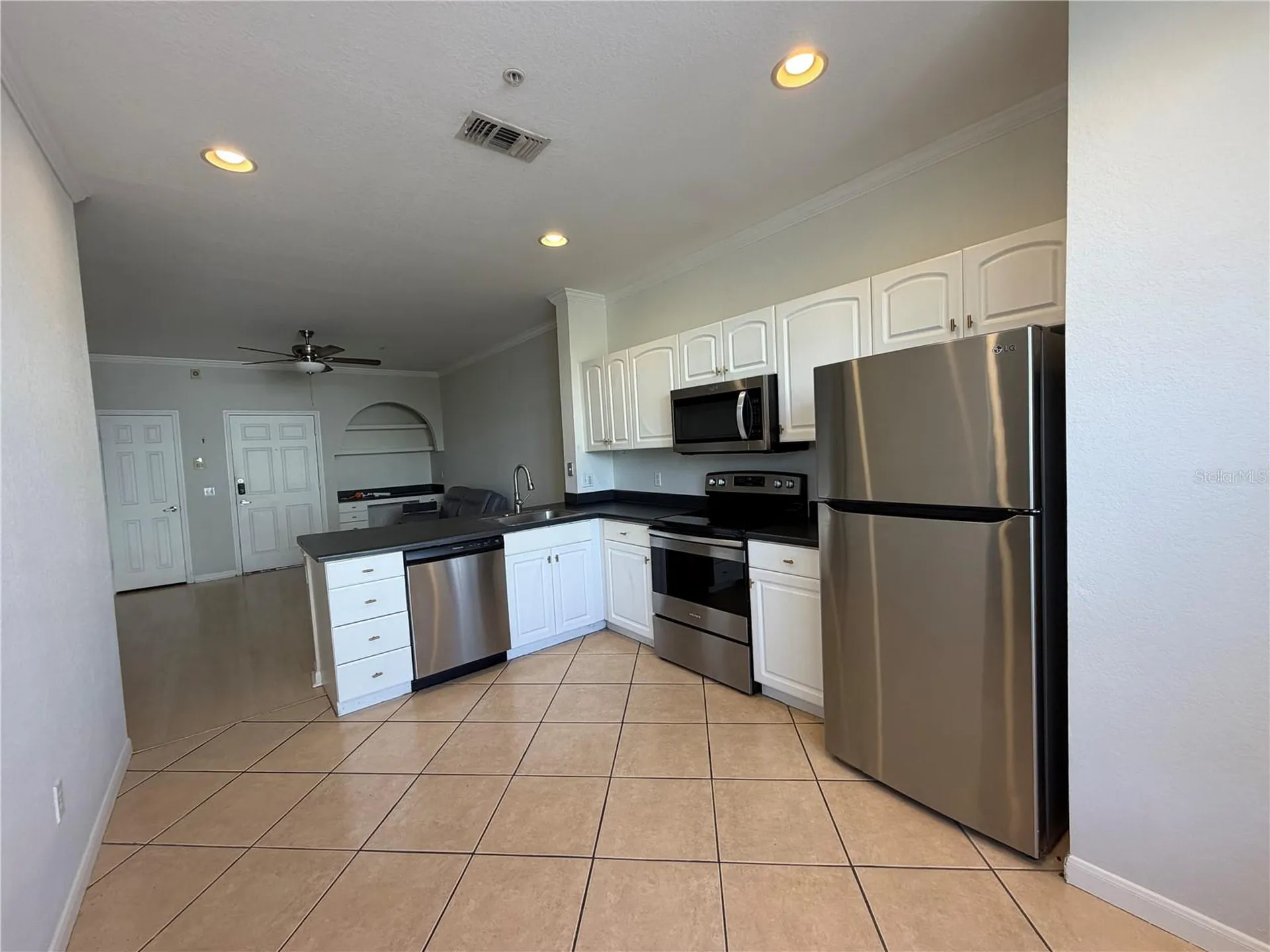 860 N Orange Avenue Orlando FL 32801