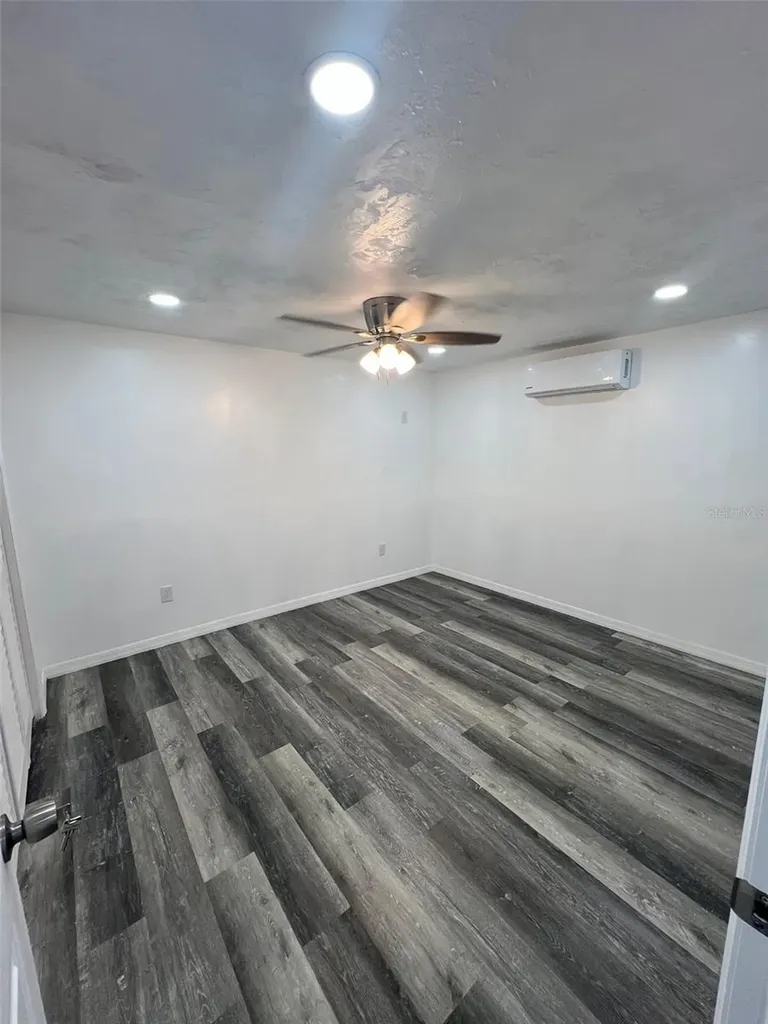 2705 Gardner Place Holiday FL 34691