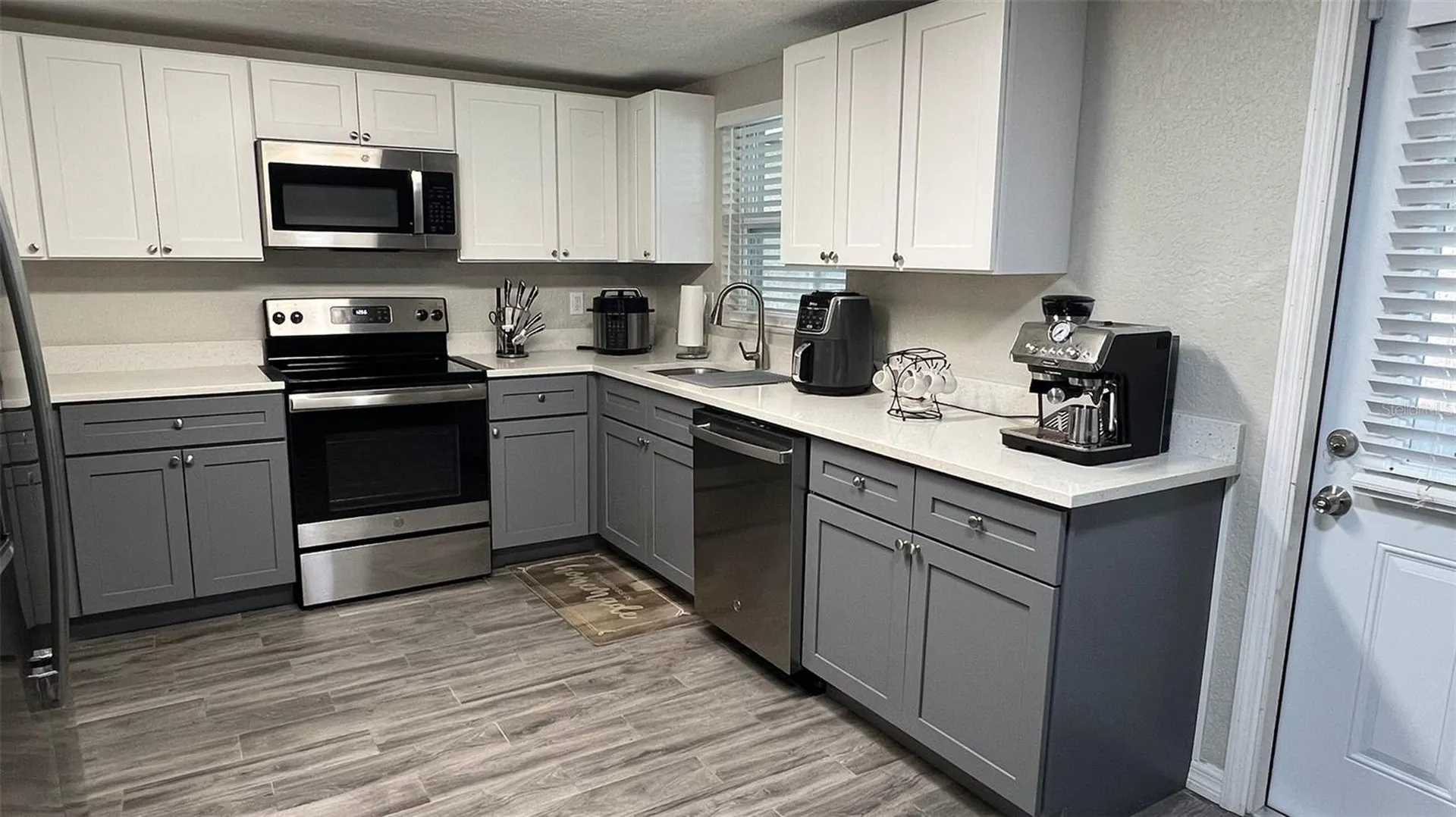 2705 Gardner Place Holiday FL 34691
