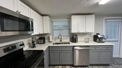 2705 Gardner Place Holiday FL 34691