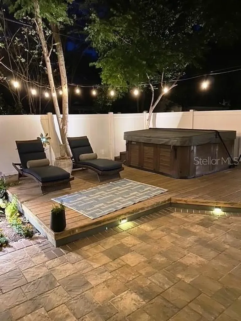4606 S Esperanza Avenue Tampa FL 33611