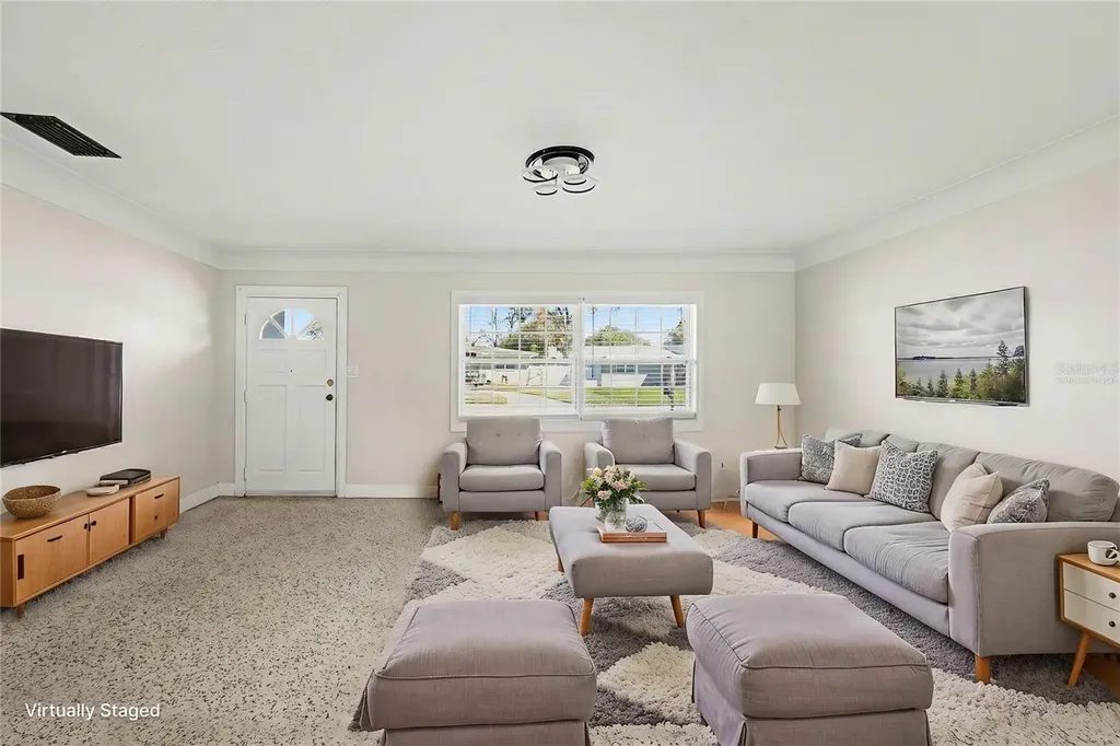 1514 W River Lane Tampa FL 33603