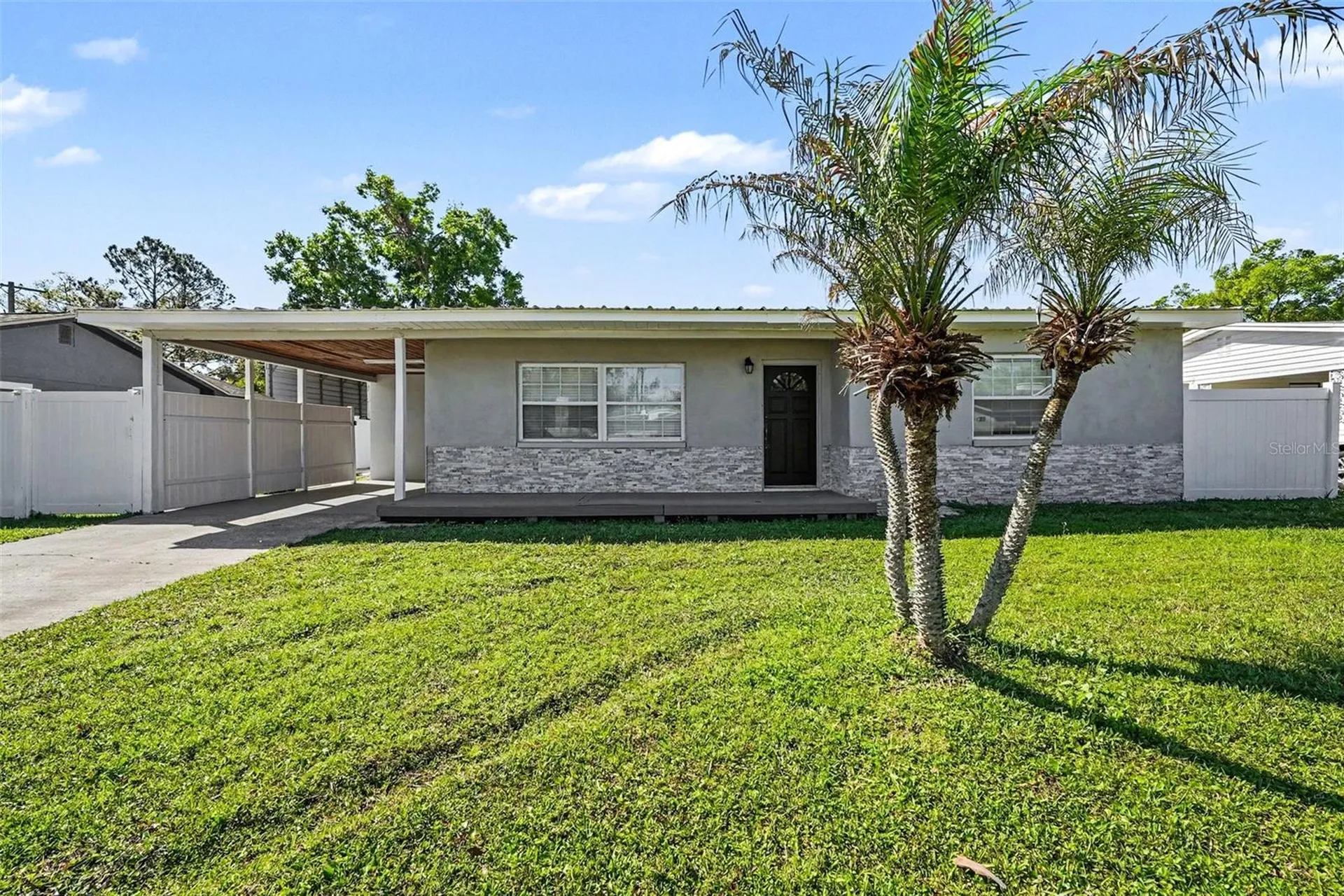 1514 W River Lane Tampa FL 33603