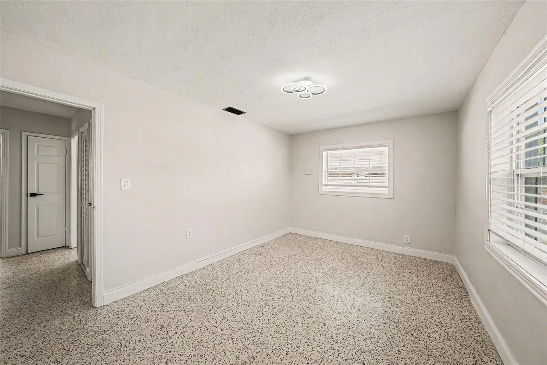 1514 W River Lane Tampa FL 33603