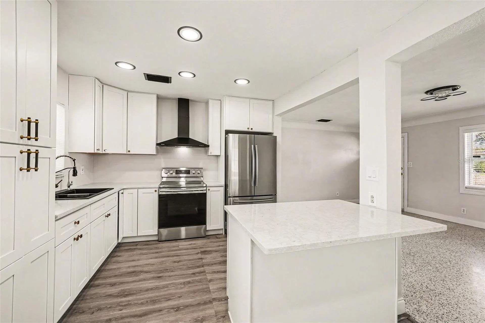 1514 W River Lane Tampa FL 33603