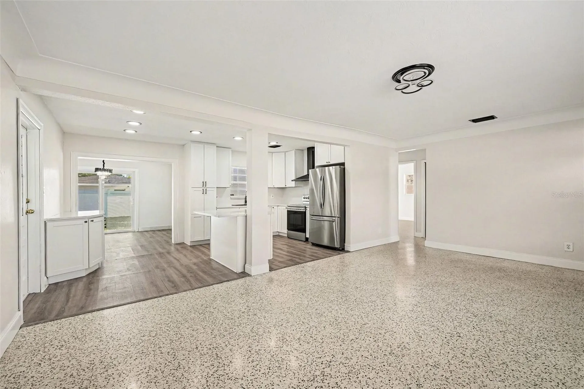 1514 W River Lane Tampa FL 33603