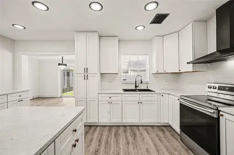 1514 W River Lane Tampa FL 33603