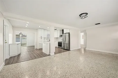 1514 W River Lane Tampa FL 33603