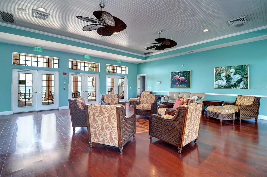 204 Pompano Drive SE St Petersburg FL 33705