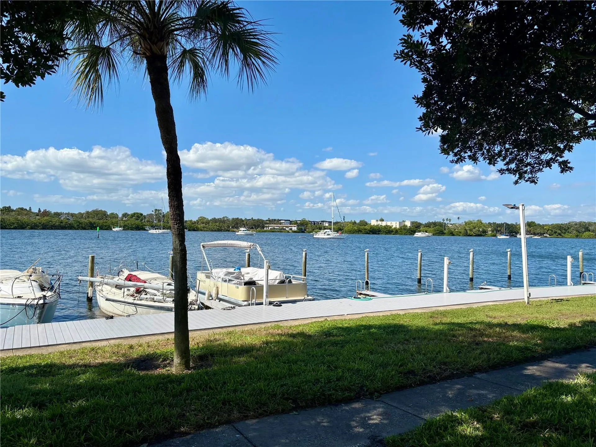 204 Pompano Drive SE St Petersburg FL 33705