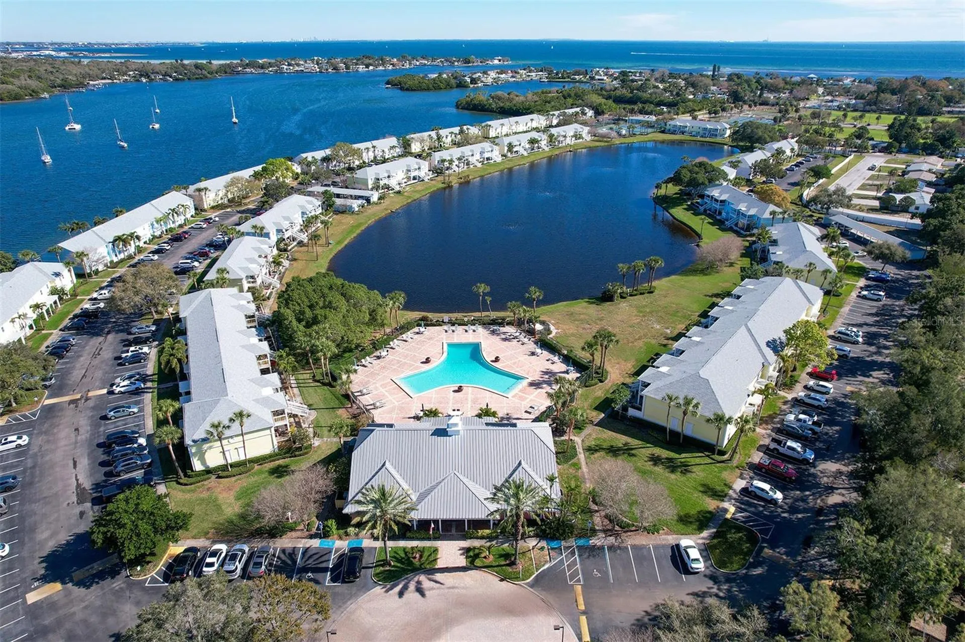 204 Pompano Drive SE St Petersburg FL 33705