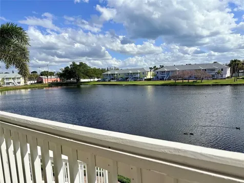 204 Pompano Drive SE St Petersburg FL 33705