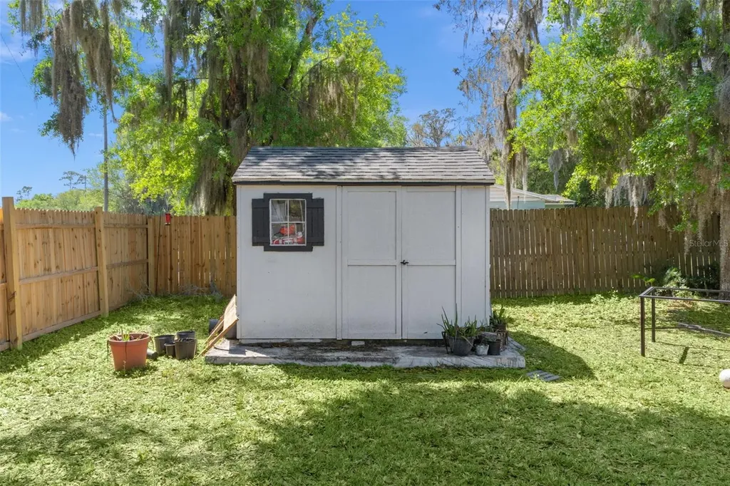 1124 E Grant Avenue Mount Dora FL 32757