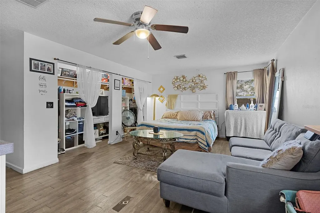 1124 E Grant Avenue Mount Dora FL 32757