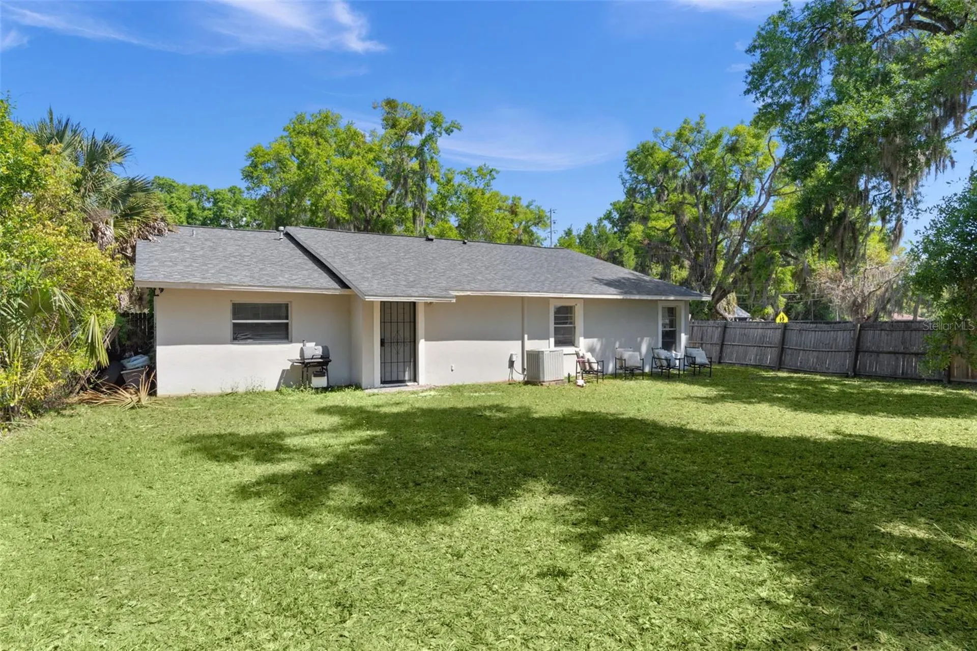 1124 E Grant Avenue Mount Dora FL 32757