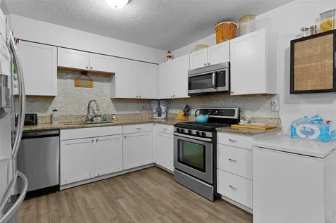 1124 E Grant Avenue Mount Dora FL 32757