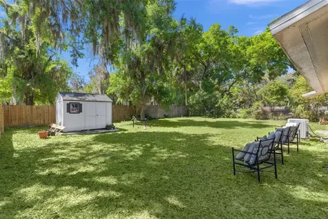 1124 E Grant Avenue Mount Dora FL 32757