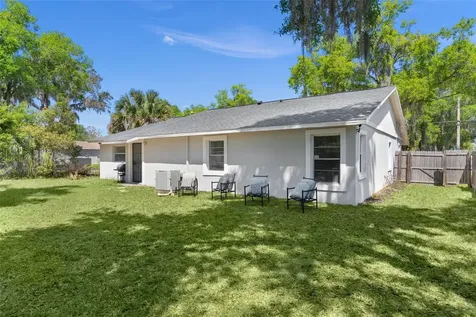 1124 E Grant Avenue Mount Dora FL 32757