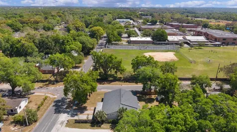 1124 E Grant Avenue Mount Dora FL 32757