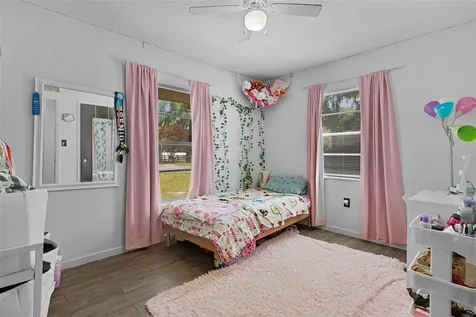 1124 E Grant Avenue Mount Dora FL 32757