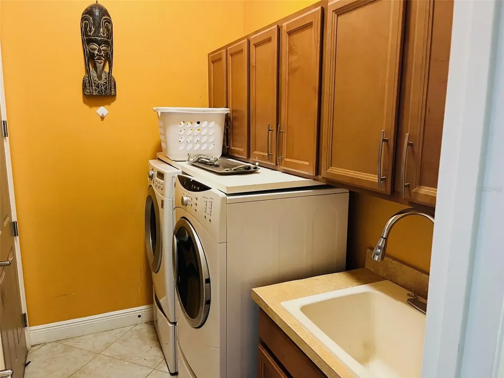 184 Crepe Myrtle Drive Groveland FL 34736