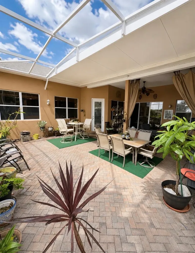 184 Crepe Myrtle Drive Groveland FL 34736