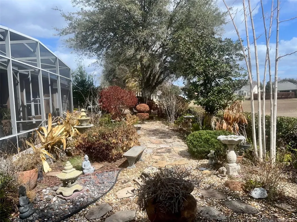 184 Crepe Myrtle Drive Groveland FL 34736