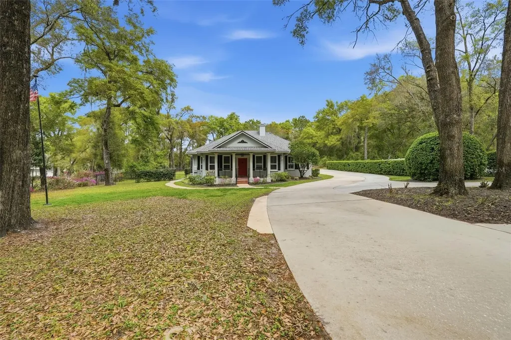 1163 Oakpoint Circle Apopka FL 32712