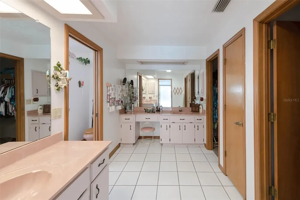 2298 W Pine Ridge Boulevard Beverly Hills FL 34465