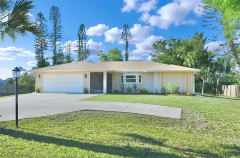 1733 Hudson Street Englewood FL 34223