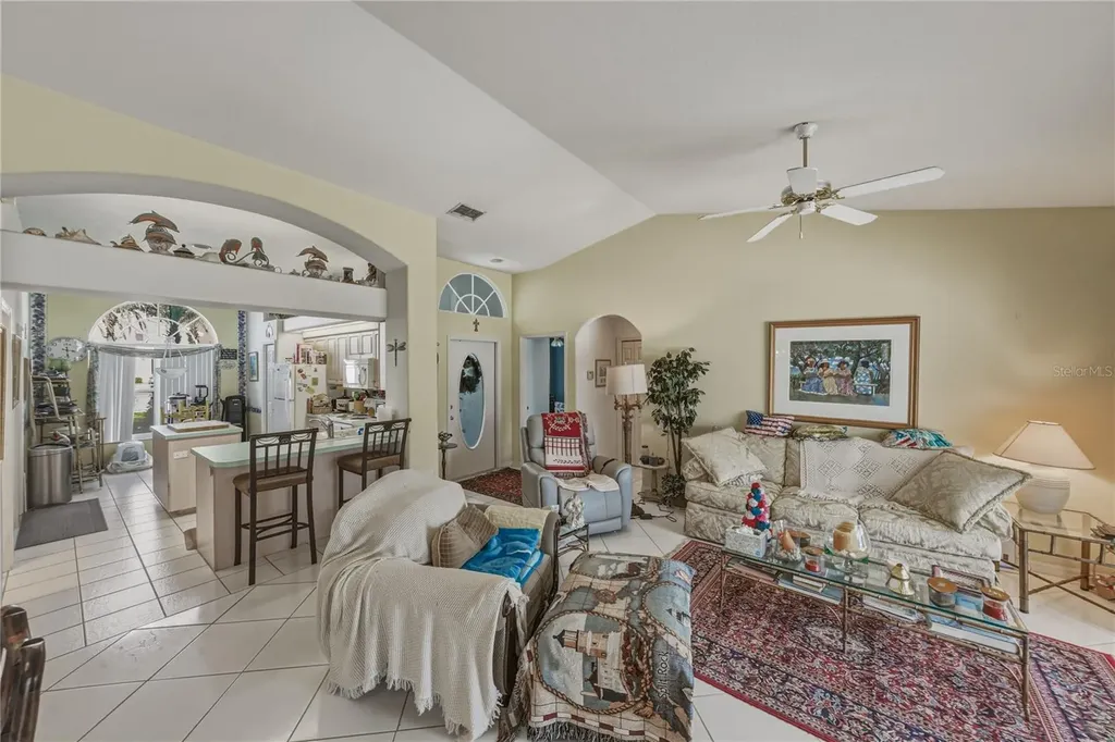 4336 Winding Oaks Circle Mulberry FL 33860