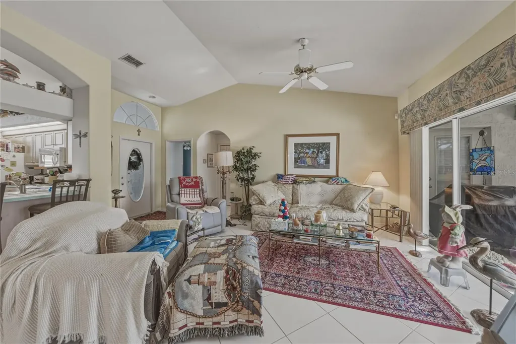 4336 Winding Oaks Circle Mulberry FL 33860