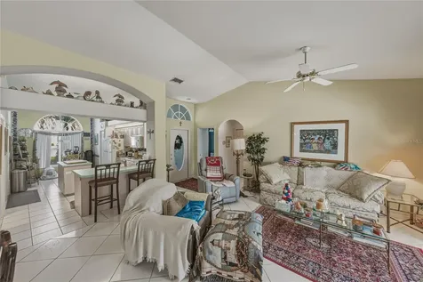 4336 Winding Oaks Circle Mulberry FL 33860