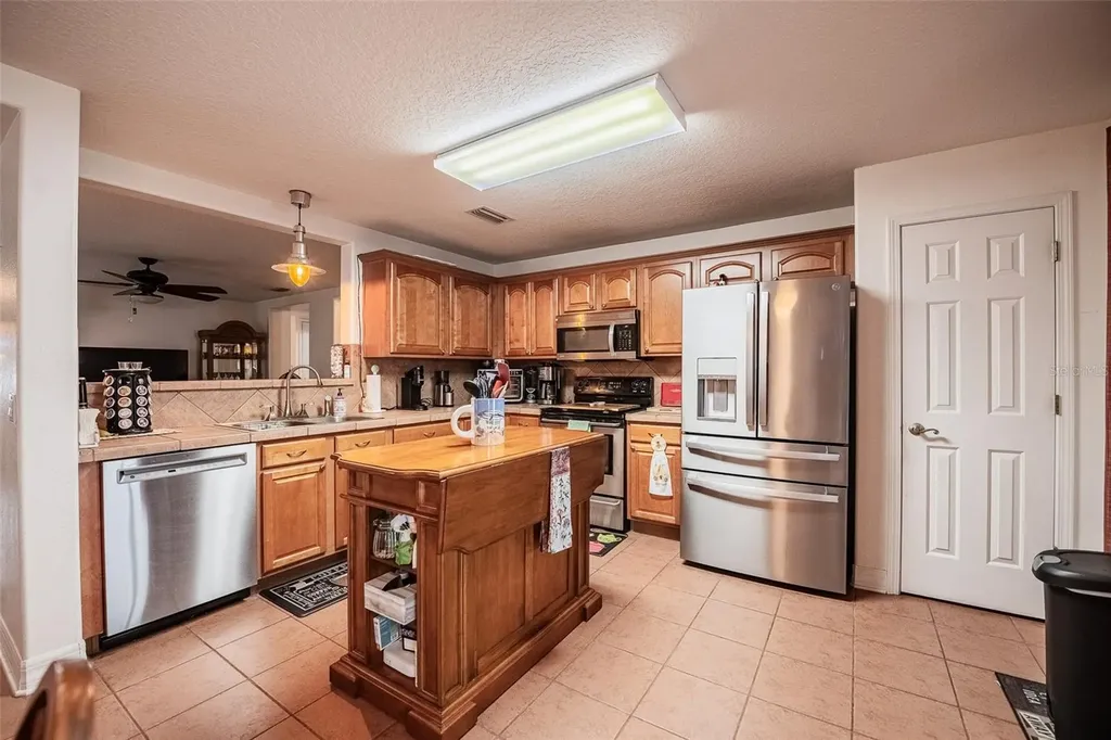 2200 Blackwood Drive Mulberry FL 33860