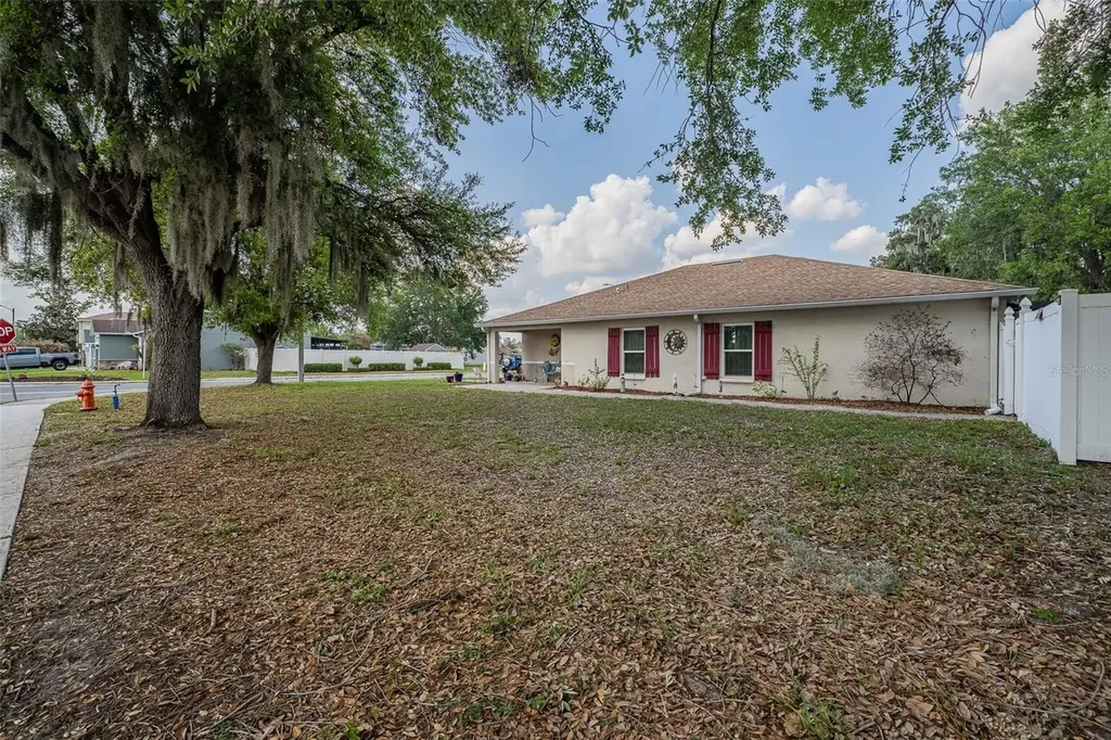 2200 Blackwood Drive Mulberry FL 33860