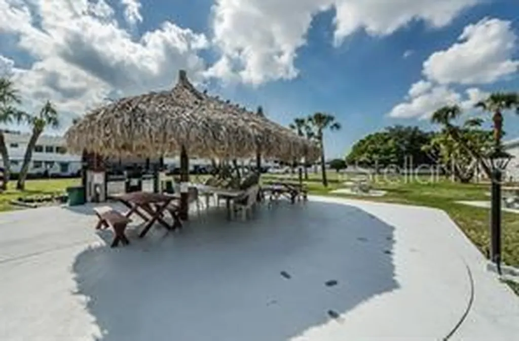 5357 81st Street N St Petersburg FL 33709