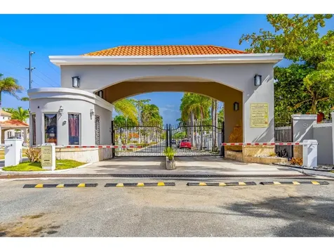 A3 Paseo Madrid Vega Alta PR 00692