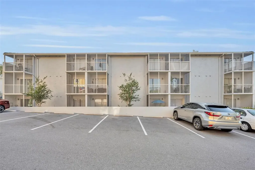 145 Oyster Bay Circle Altamonte Springs FL 32701