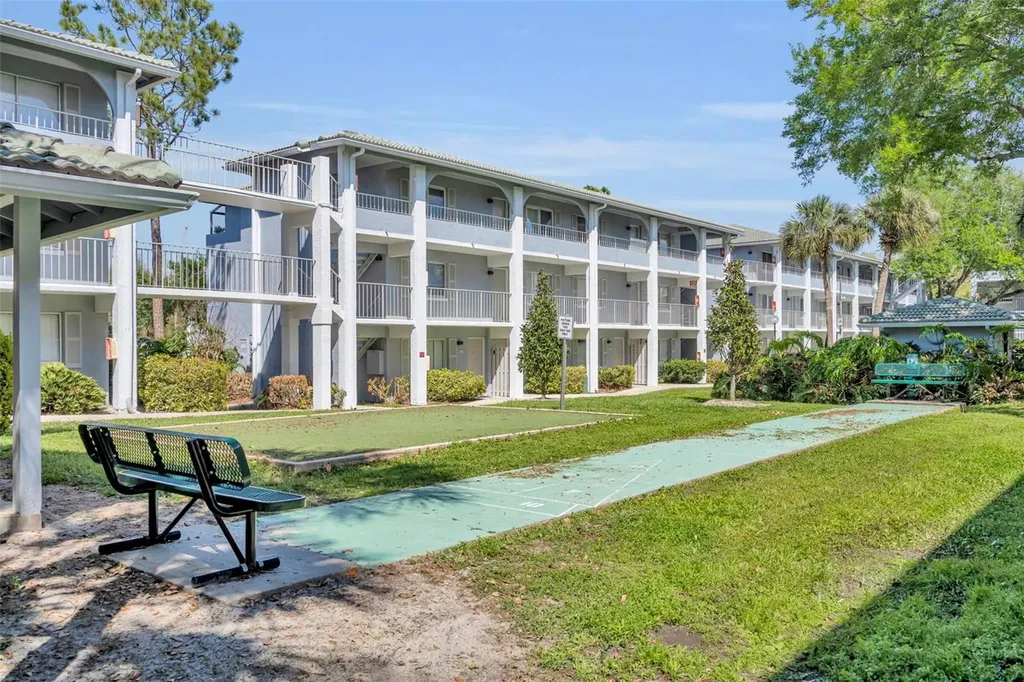 145 Oyster Bay Circle Altamonte Springs FL 32701