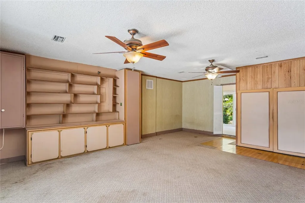 4251 Woodfield Avenue Holiday FL 34691
