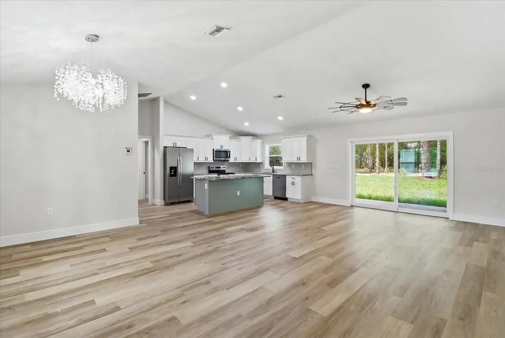 1683 W Pearson Street Hernando FL 34442