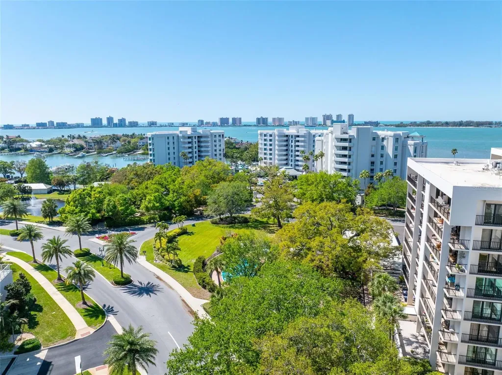 150 Belleview Boulevard Belleair FL 33756